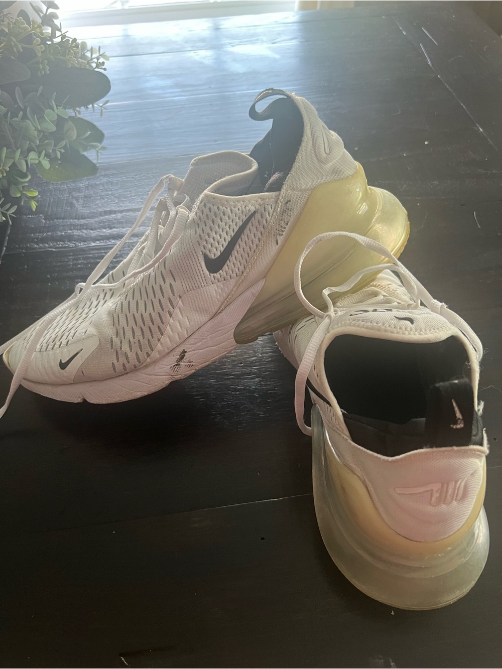 Nike Air Max 270 Sneakers